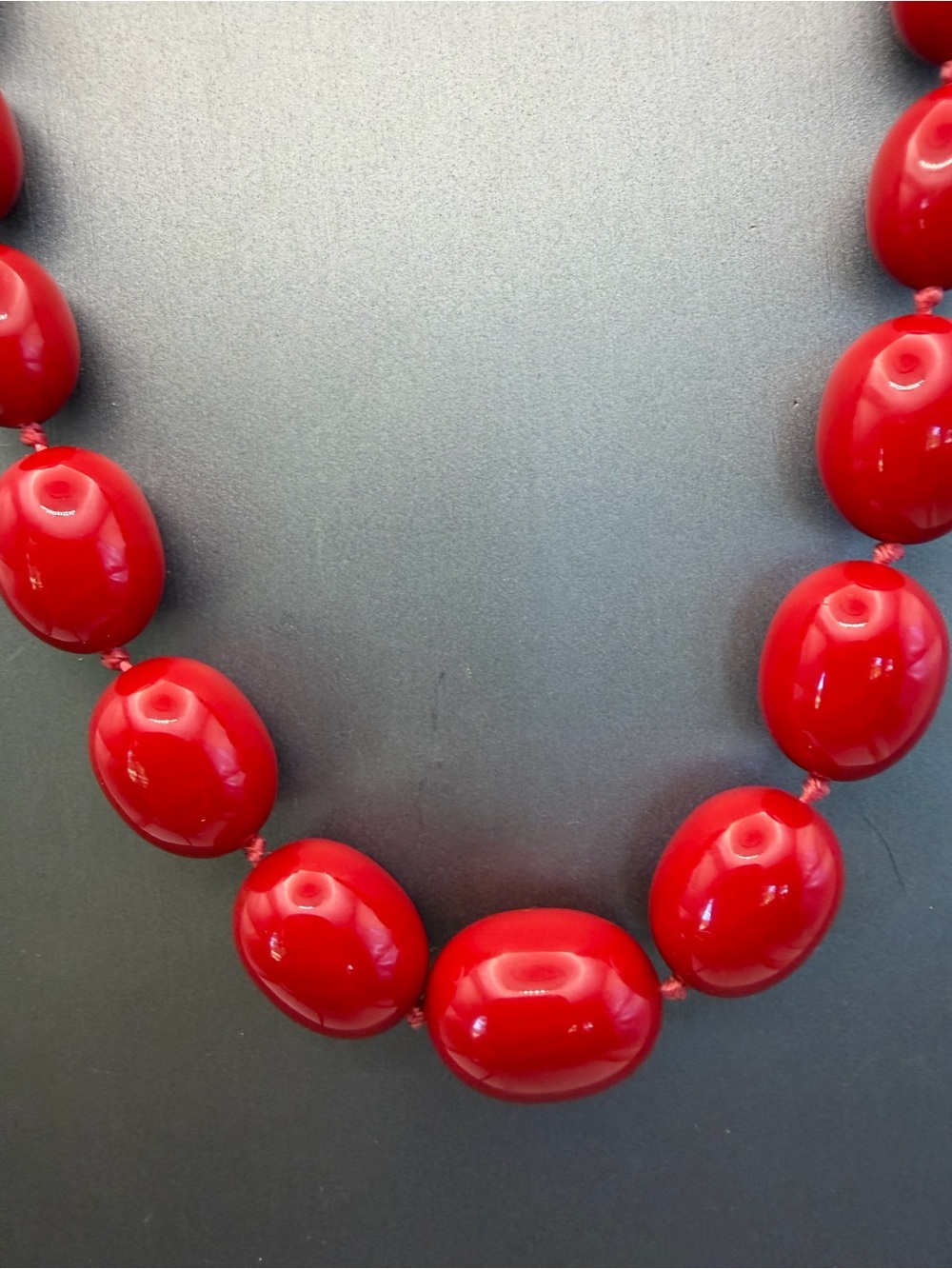 Red Trifari Graduated Bead Strand Necklace - Hand Knotted - Picture 3 of 5